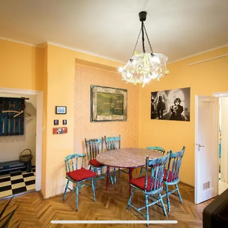Boho Hidaway Near The Castle Apartamento Budapest